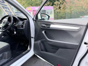 Skoda Karoq SE TECHNOLOGY TDI DSG BUY NO DEPOSIT FROM £59 A WEEK apple play 