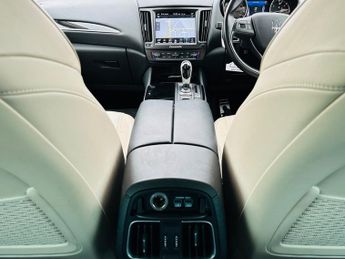 Maserati Levante D V6