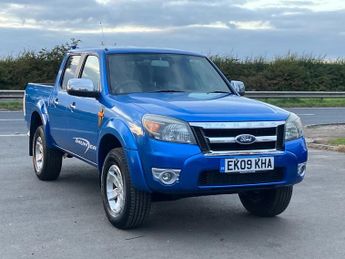 Ford Ranger FORD RANGER THUNDER 4X4 AUTO PICKUP WITH AIRCON HEATED SEATS. 7,