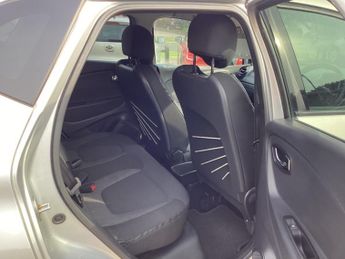 Renault Captur 1.2 TCe Dynamique S MediaNav SUV 5dr Petrol EDC Euro 5 (120 ps)