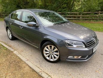 Volkswagen Passat HIGHLINE TDI BLUEMOTION TECHNOLOGY DSG !! NEW MOT - FULL VW SERV