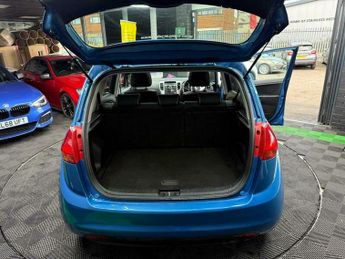 Kia Venga 1.6 3 Auto Euro 5 5dr