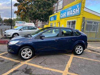 Ford Focus 1.6 Sport 5dr