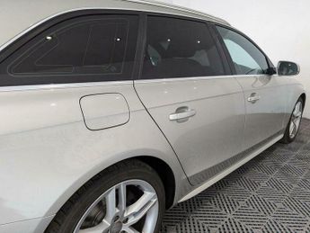 Audi A4 Avant 2.0 TDI S line Multitronic Euro 5 (s/s) 5dr
