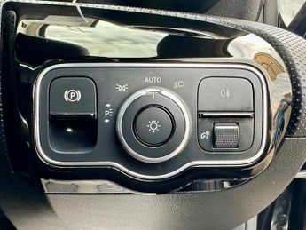 Mercedes A Class A 180 D AMG LINE EXECUTIVE