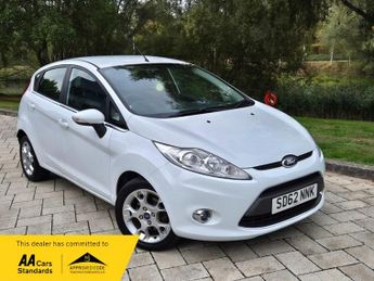Ford Fiesta 1.4 Zetec Hatchback 5dr Petrol Automatic (154 g/km, 94 bhp)