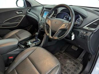 Hyundai Santa Fe 2.2 CRDi Blue Drive Premium Auto 4WD Euro 6 (s/s) 5dr