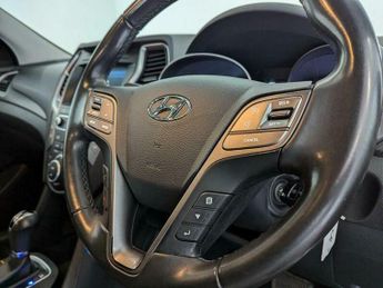Hyundai Santa Fe 2.2 CRDi Blue Drive Premium Auto 4WD Euro 6 (s/s) 5dr