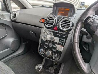 Vauxhall Corsa 1.2 16V Excite Euro 5 3dr (A/C)