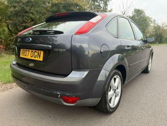 Ford Focus 1.6 Zetec Climate 5dr