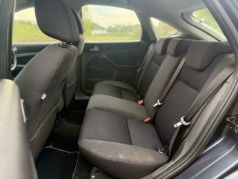 Ford Focus 1.6 Zetec Climate 5dr