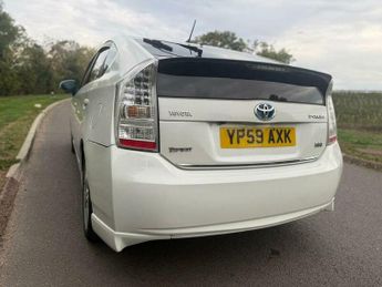 Toyota Prius 1.8 VVT-h T Spirit CVT Euro 5 (s/s) 5dr