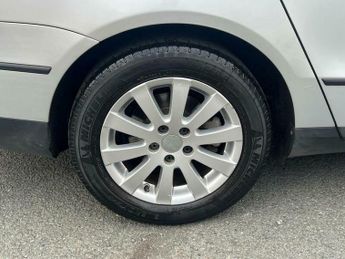 Volkswagen Passat 2.0 FSI S Tiptronic Euro 4 5dr
