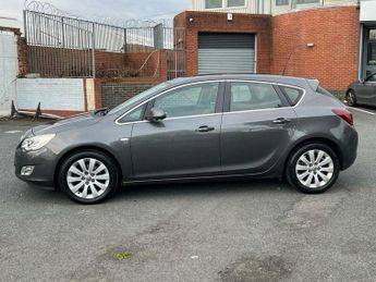 Vauxhall Astra 1.7 CDTi ecoFLEX Elite Euro 5 5dr