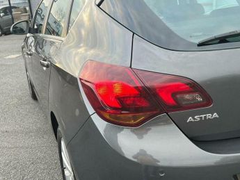 Vauxhall Astra 1.7 CDTi ecoFLEX Elite Euro 5 5dr