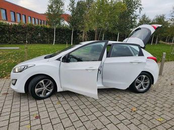 Hyundai I30 1.6 CRDi Blue Drive SE Nav DCT Euro 6 (s/s) 5dr