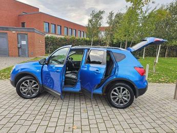Nissan Qashqai 2.0 dCi Tekna 4WD 5dr