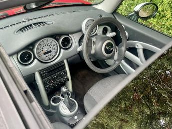 MINI Hatch COOPER