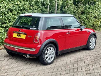 MINI Hatch COOPER