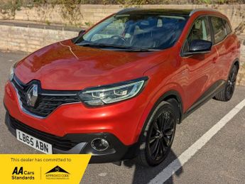 Renault Kadjar 2015 RENAULT KADJAR 1.6 DCi 130 SIGNATURE 5dr HATCH * SAT.NAV * 