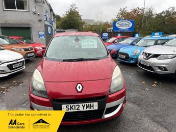 Renault Scenic DYNAMIQUE TOMTOM DCI