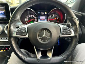 Mercedes C Class C220 D AMG LINE PREMIUM [9X SERVICES, LEATHER, HEATED SEATS, PAN