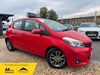 Toyota Yaris VVT-I ICON PLUS