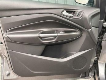Ford Kuga 2.0 TDCi Titanium Powershift AWD Euro 5 5dr
