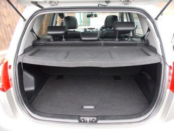Kia Venga 1.6 3 MPV 5dr Petrol Auto Euro 5