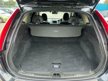 Volvo XC60 2.0 T5 R-Design Premium SUV 5dr Petrol Powershift Euro 5 (240 ps