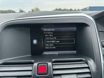 Volvo XC60 2.0 T5 R-Design Premium SUV 5dr Petrol Powershift Euro 5 (240 ps