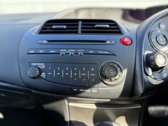 Honda Civic 1.8 i-VTEC ES 5dr