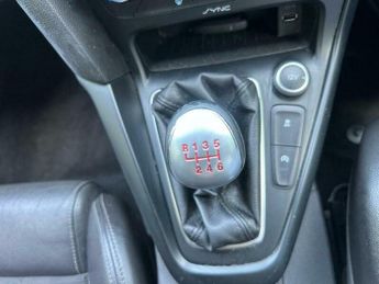Ford Focus 2.0T EcoBoost ST-2 Euro 6 (s/s) 5dr