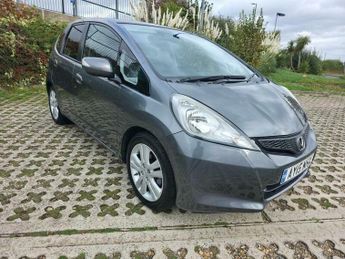 Honda Jazz 1.4 i-VTEC ES Plus CVT Euro 5 5dr