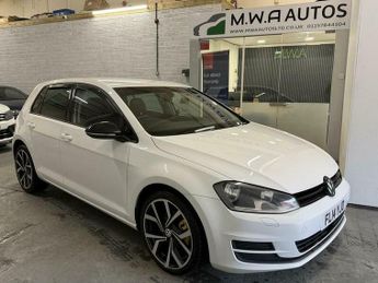 Volkswagen Golf 2.0 TDI BlueMotion Tech SE Hatchback 5dr Diesel DSG Euro 5 (s/s)