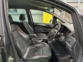 Vauxhall Zafira 1.7 CDTi ecoFLEX Elite MPV 5dr Diesel Manual Euro 5 (110 ps)