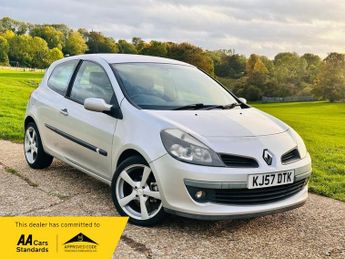 Renault Clio 1.2 TCe 16v Dynamique Hatchback 3dr Petrol Manual (139 g/km, 100