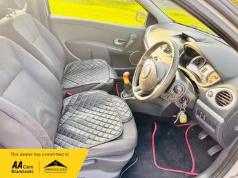 Renault Clio 1.2 TCe 16v Dynamique Hatchback 3dr Petrol Manual (139 g/km, 100