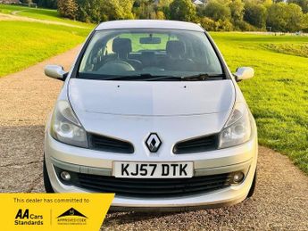 Renault Clio 1.2 TCe 16v Dynamique Hatchback 3dr Petrol Manual (139 g/km, 100