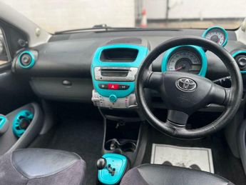 Toyota AYGO VVT-I BLACK MM