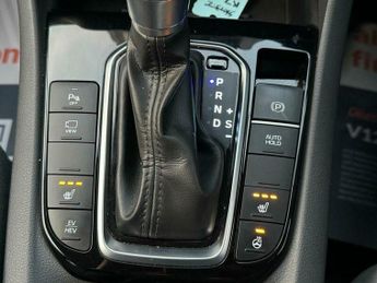 Hyundai Ioniq 1.6 h-GDi 8.9kWh Premium DCT Euro 6 (s/s) 5dr