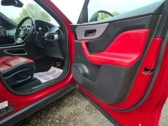 Jaguar F-Pace 2.0 D180 R-Sport Auto AWD Euro 6 (s/s) 5dr