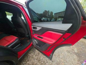 Jaguar F-Pace 2.0 D180 R-Sport Auto AWD Euro 6 (s/s) 5dr