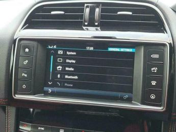 Jaguar F-Pace 2.0 D180 R-Sport Auto AWD Euro 6 (s/s) 5dr