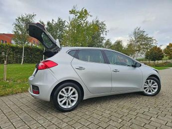 Kia Ceed 1.6 CRDi 2 DCT Euro 6 (s/s) 5dr