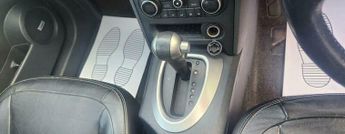 Nissan Qashqai 1.6 Tekna CVT 2WD Euro 5 5dr (AVM)