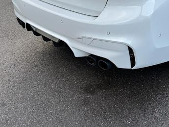 BMW M5 4.4 V8 GPF Saloon 4dr Petrol Steptronic xDrive Euro 6 (s/s) (600