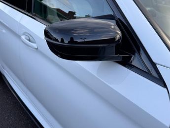 BMW M5 4.4 V8 GPF Saloon 4dr Petrol Steptronic xDrive Euro 6 (s/s) (600