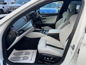 BMW M5 4.4 V8 GPF Saloon 4dr Petrol Steptronic xDrive Euro 6 (s/s) (600