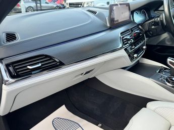 BMW M5 4.4 V8 GPF Saloon 4dr Petrol Steptronic xDrive Euro 6 (s/s) (600